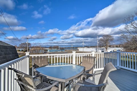 Downtown Boyne City Home, Walk to Lake Charlevoix! House in Boyne City