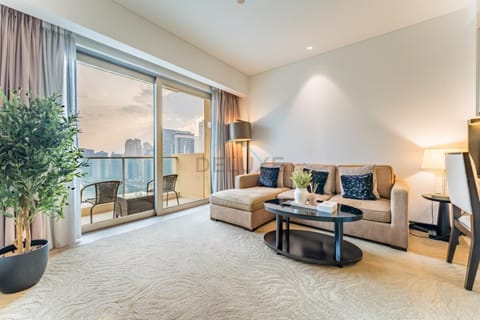 View (from property/room), Living room, Seating area
