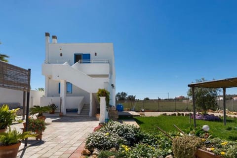 Property building, Garden, Garden view