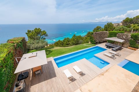 Natural landscape, Pool view, Sea view