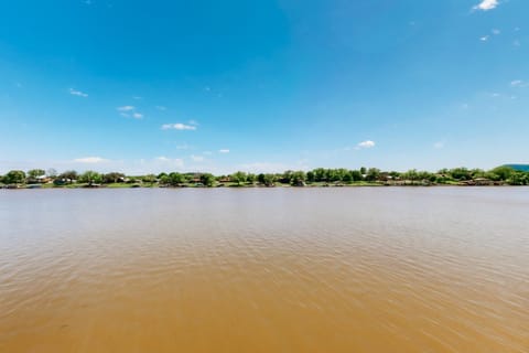 River Oaks R&R House in Kingsland