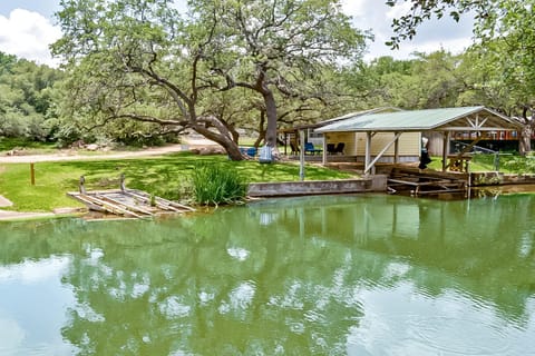 Grace Cottage House in Kingsland