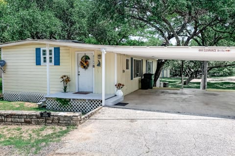 Grace Cottage House in Kingsland