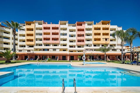Property building, Pool view, Swimming pool