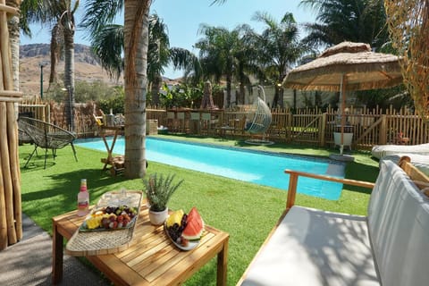 Natural landscape, Lounge or bar, Spa and wellness centre/facilities, Spa and wellness centre/facilities, Lake view, Lake view, Pool view, Swimming pool