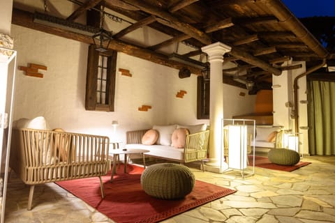 Summer, Lounge or bar, Seating area