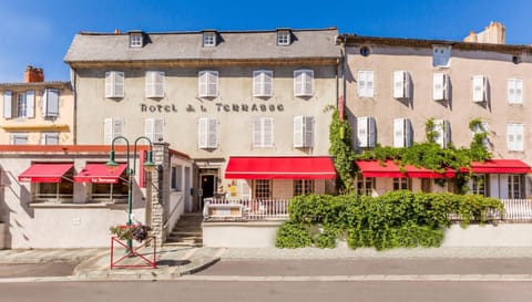Property building, Balcony/Terrace