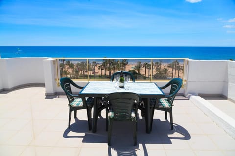 Dining area, Sea view