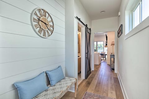 Waterfront Oasis On Tims Ford Lake PoolandKayak! House in Tennessee