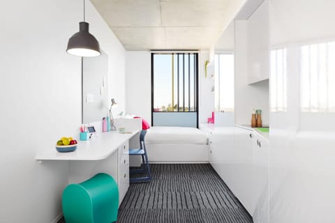 Photo of the whole room, City view