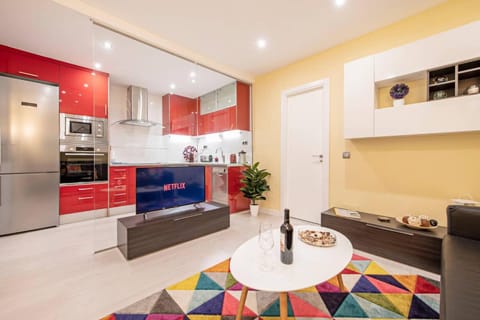 Kitchen or kitchenette, Living room