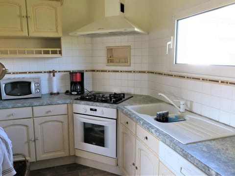 Maison conviviale avec jardin, WIFI gratuit, à 900m de la plage de Trestraou, Perros-Guirec - FR-1-368-291 House in Perros-Guirec