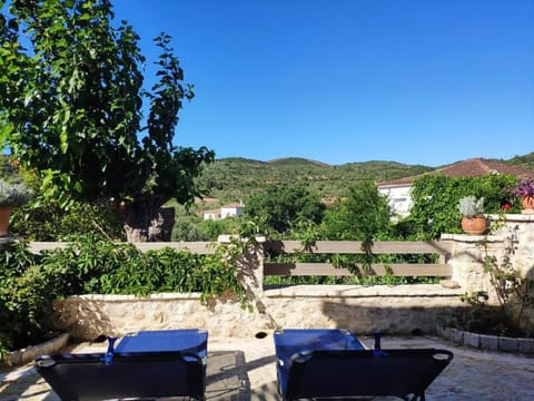 Traditional Stone House at Great Location Apartment in Messenia