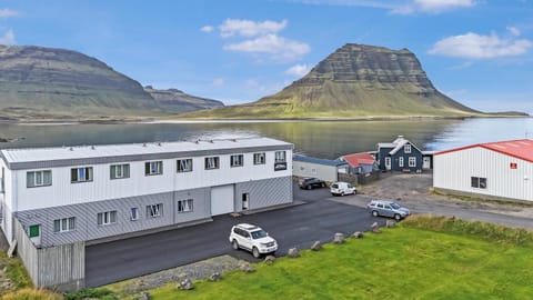 Property building, Mountain view