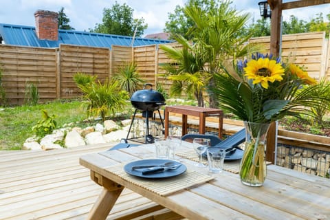 Taiiga - Domaine Tropical Apartment in Centre-Val de Loire