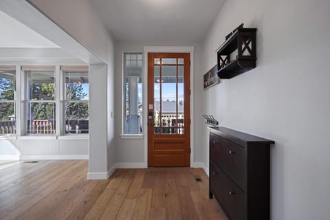 Flagline Trail home House in Bend