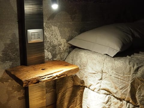 VIRASOL IN CITTÁ, camera NUVOLE Apartment in Cuneo