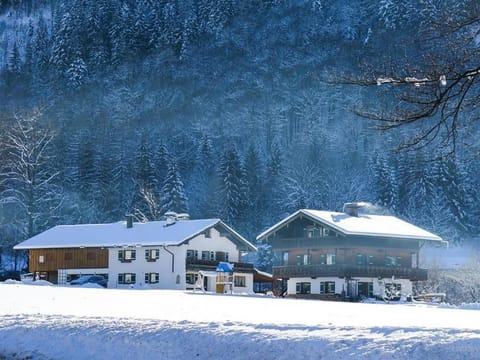 Haus Wiesenrand Kurz Apartment in Berchtesgaden