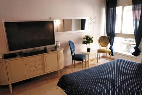 Monaco à 300m du Casino - Grand Studio avec Piscine Apartment in Avenue du Carnier