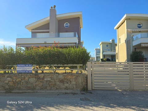 Property building, Parking