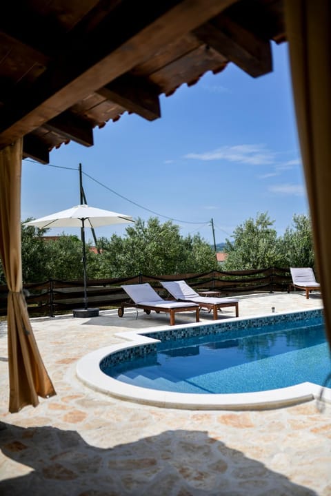 Wonderful Holiday House Bruno with pool Villa in Šibenik-Knin County, Croatia