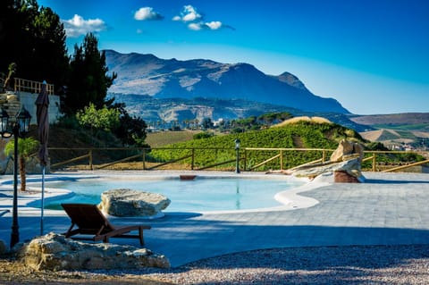 Day, Mountain view, Swimming pool