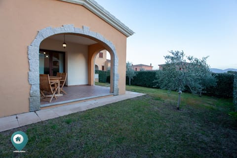 Property building, Garden, Garden view