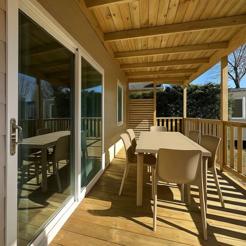Patio, Day, View (from property/room), Balcony/Terrace, Dining area