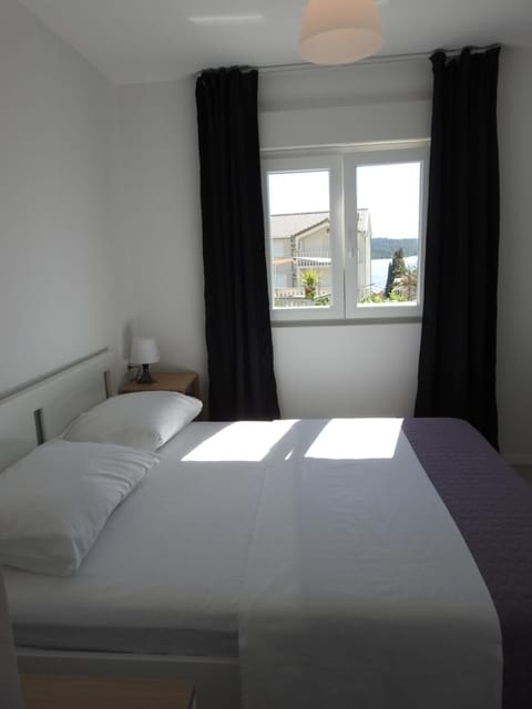 Apartment Salvia Apartment in Okrug Gornji