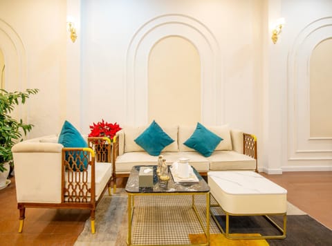 Lobby or reception, Seating area