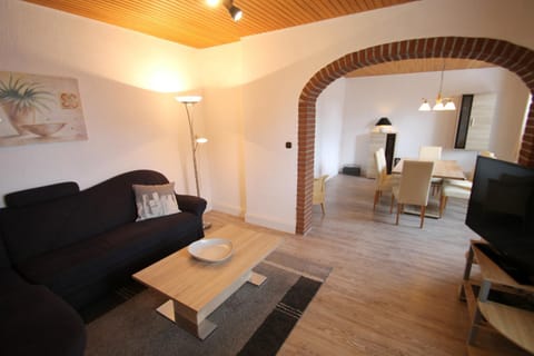 1703 "Ferienhaus Noah" Apartment in Dahme