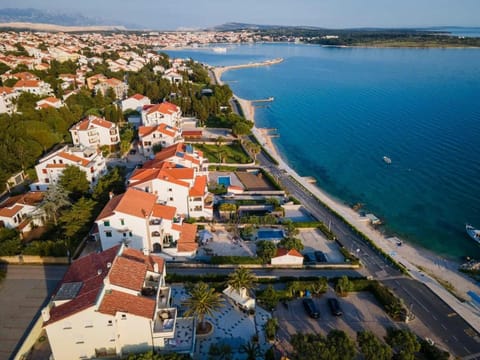 Apartment Pikulo Apartment in Novalja