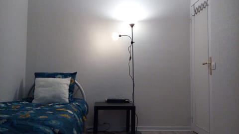 chambre lits jumeaux Vacation rental in Chevilly Larue