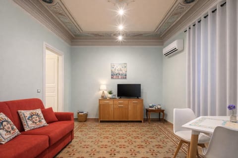 TV and multimedia, Balcony/Terrace, City view, City view, internet, air conditioner