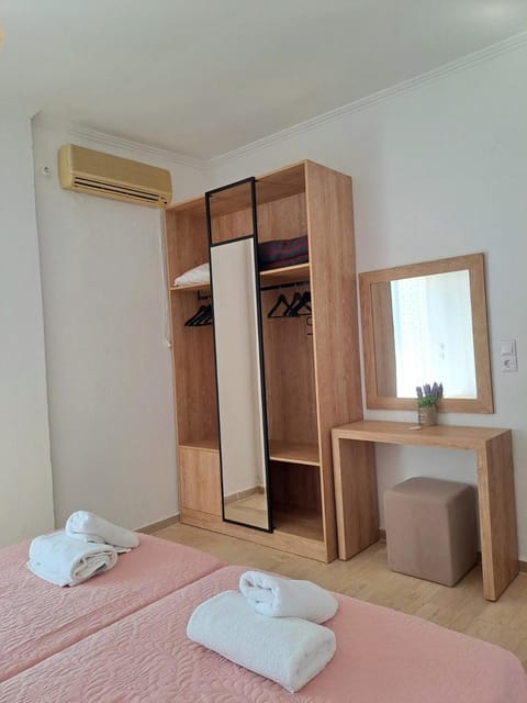 Lord Complex Apartment hotel in Corfu, Greece