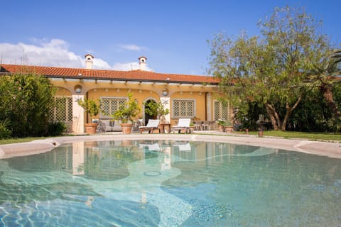 Luxury Marble House Villa in Pietrasanta