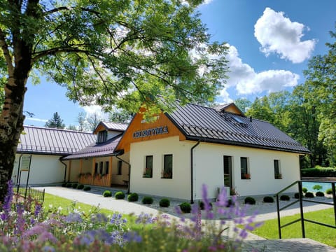 Property building, Spring