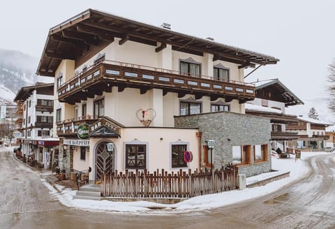 Property building, Winter