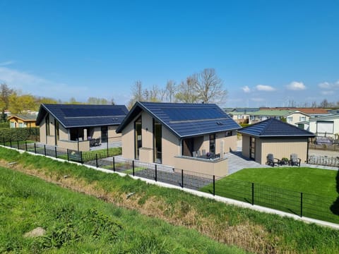 Property building, Garden