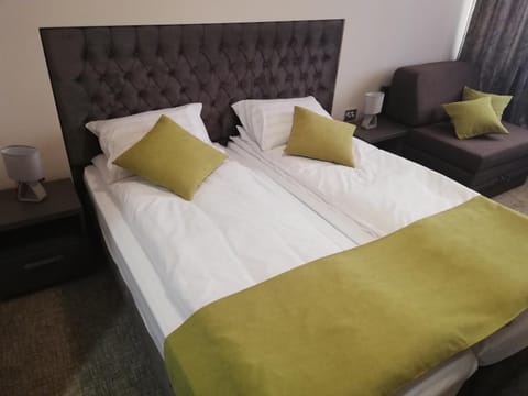 Hotel Ponti Hotel in Dolj County, Romania