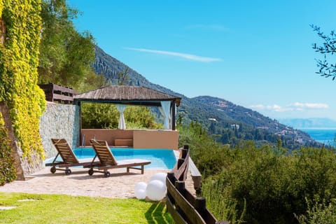 Facade/entrance, Bird's eye view, BBQ facilities, Garden, Balcony/Terrace, Beach, Pets, Garden view, Mountain view, Pool view, Sea view, Certificate/Award, Family