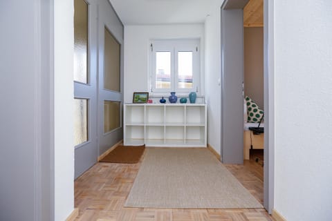 WOHNUNG OBERGESCHOSS mit 3 Schlafzimmer in ruhiger Gegend Apartment in Vorarlberg, Austria