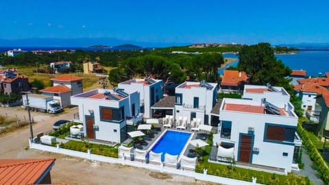 Pool view, Sea view, Swimming pool