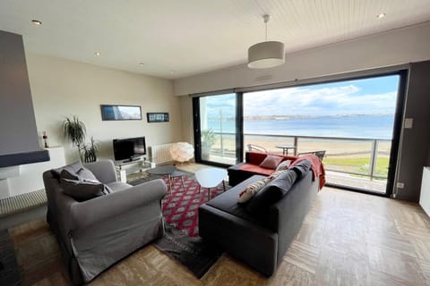 Luxury T3 standing 2 - Vue mer exceptionnelle 180 Apartment in Brittany