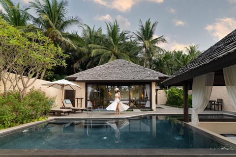 Property building, Day, Natural landscape, Swimming pool