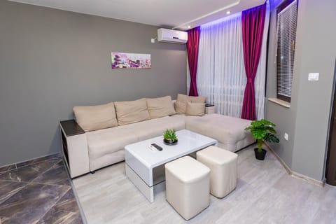Апартаменти Елеганс Apartment in Blagoevgrad Province