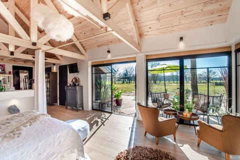 Bed, View (from property/room), Dining area, Bedroom