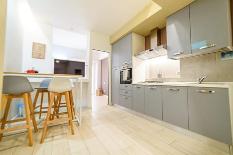 TV and multimedia, Dining area, oven
