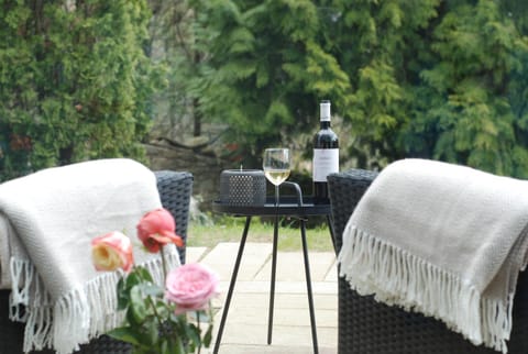 Seating area, Garden view