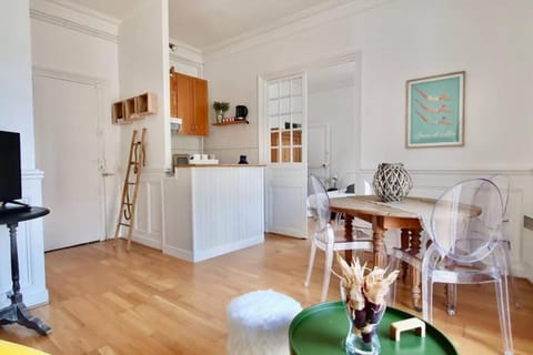 Beau 2 pièces en centre ville et à 200m de la mer Apartment in Cabourg